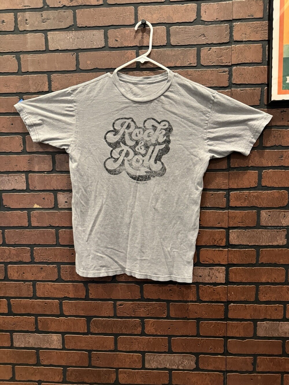 Smart Mouth  - Rock & Roll Destructed Tee Size Men’s Small